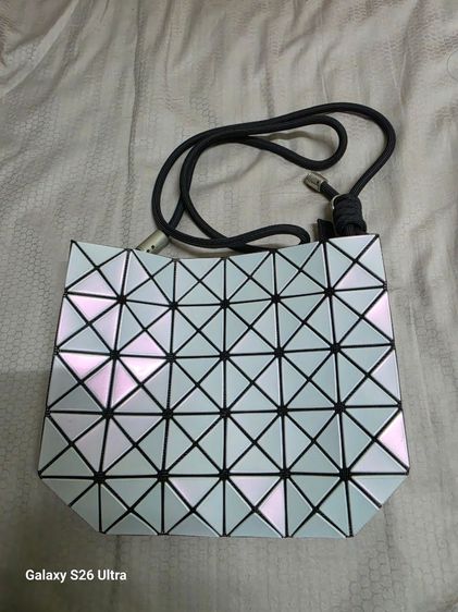 เงิน กระเป๋าแบรนด์ Bao Bao Issey Miyake รุ่น Lucent 3x4 Blocks