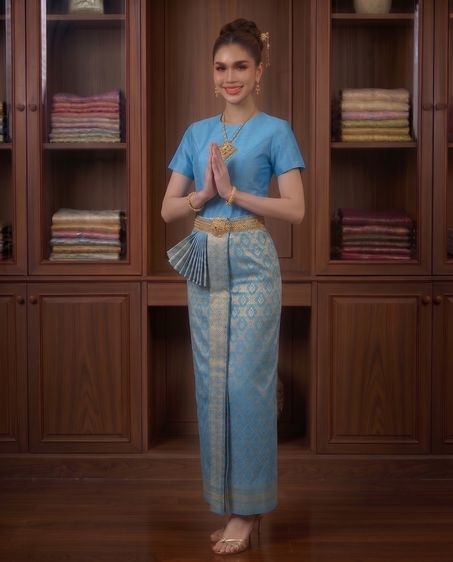 ชุดไทยประยุกต์ เสื้อคอกลมแขนสั้น พร้อมผ้าถุงสำเร็จรูปพร้อมชายพกผ้าไหมทอดิ้นทอง ชุดออกงาน ชุดทำบุญ รูปที่ 13