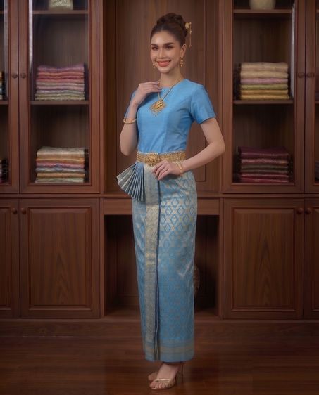ชุดไทยประยุกต์ เสื้อคอกลมแขนสั้น พร้อมผ้าถุงสำเร็จรูปพร้อมชายพกผ้าไหมทอดิ้นทอง ชุดออกงาน ชุดทำบุญ รูปที่ 12