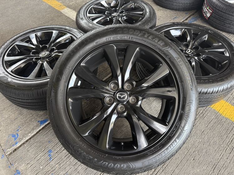 Mazda CX-30. 18 นิ้ว Top (สีดำ Carbon)🔥