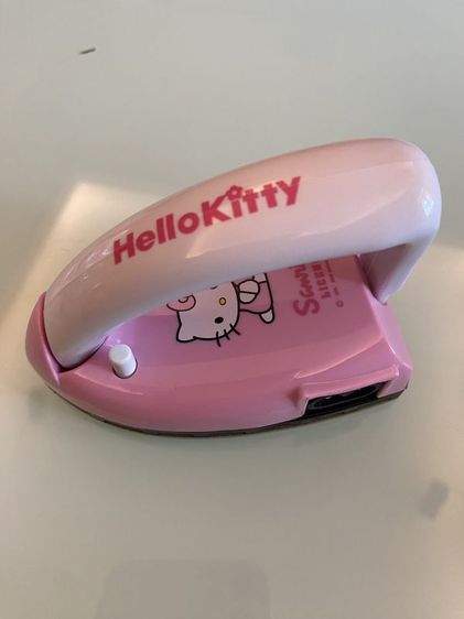 เตารีดจิ๋ว Hello Kitty ลิขสิทธิ์แท้ Sanrio สีชมพูสุดน่ารัก!