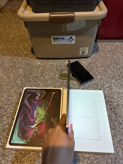 ขายถูกๆiPadPro11นิ้วสีดำ256กิ๊กWifi Celluer มีกล่องสูนTrueใช้งานดีถูกมากกก รูปที่ 3