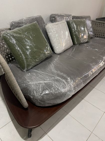 Sofa indoor outdoor นำเข้า CHANINTR ขนาด 236 ซม. สภาพใหม่สวยมาก รูปที่ 4