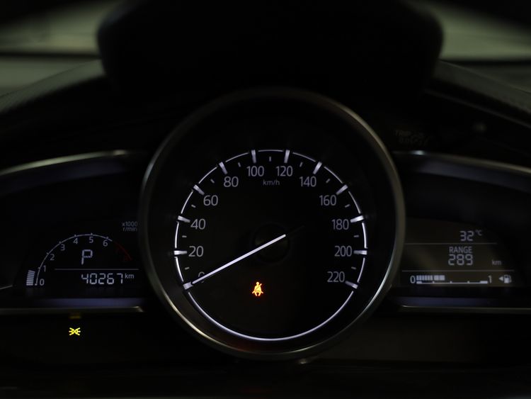 Mazda CX-3 2021 2.0 Comfort Utility-car เบนซิน ไม่ติดแก๊ส เกียร์อัตโนมัติ เทา รูปที่ 4