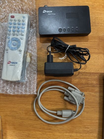 Digital DTV box with accessories