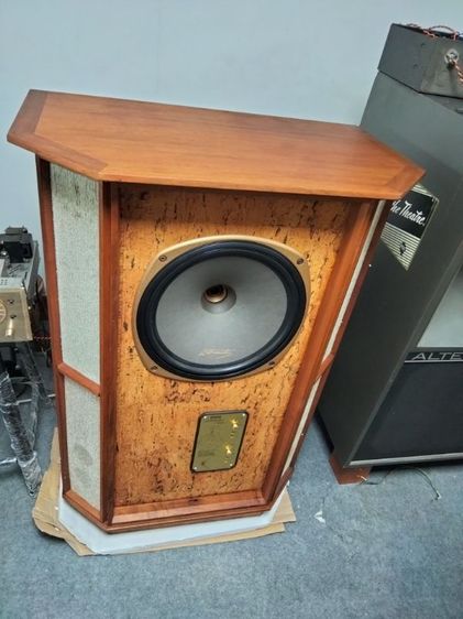 ลำโพงขนาดใหญ่ ลำโพง Tannoy QRF Memory…
