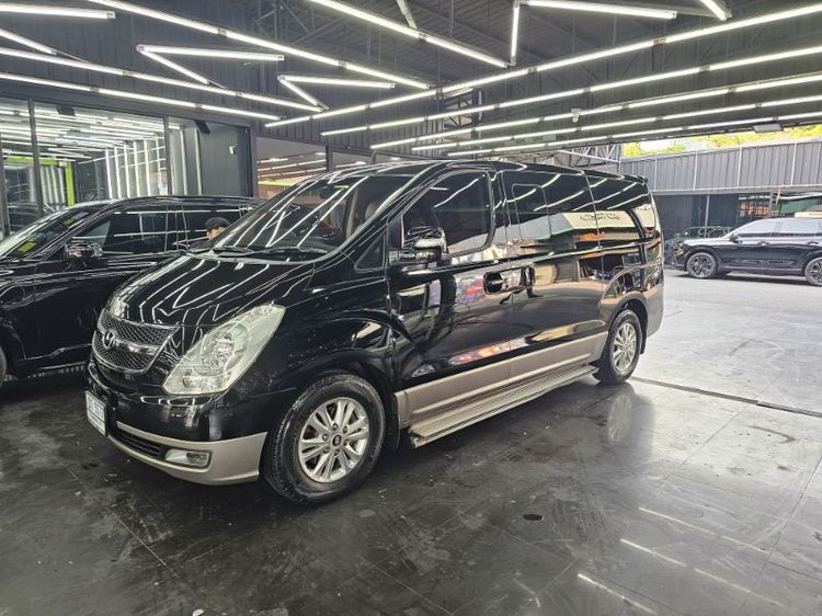 Hyundai H-1  2013 2.5 Deluxe Van ดีเซล เกียร์อัตโนมัติ ดำ รูปที่ 3