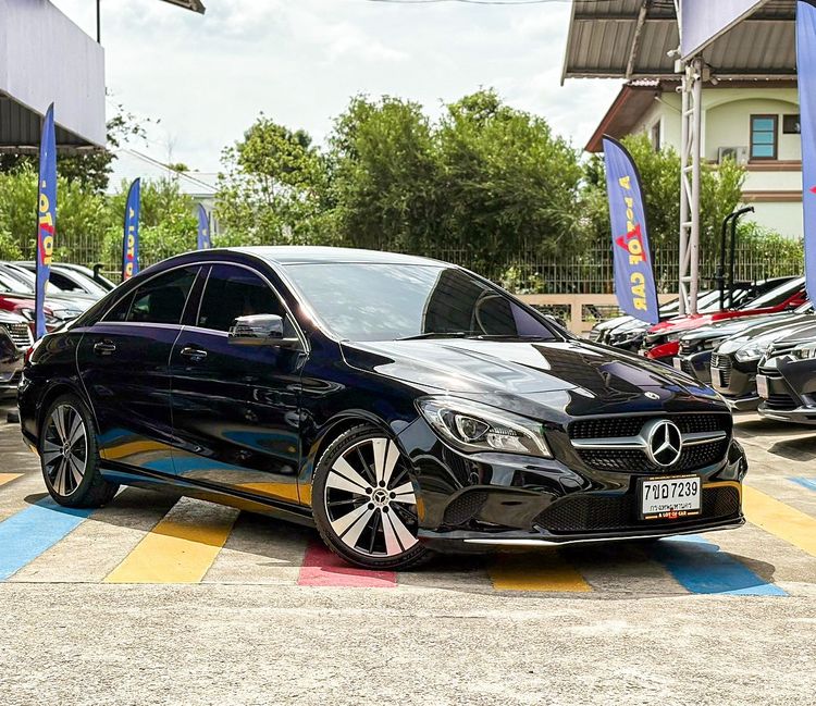 รถ Mercedes-Benz CLA-Class CLA200 สี ดำ