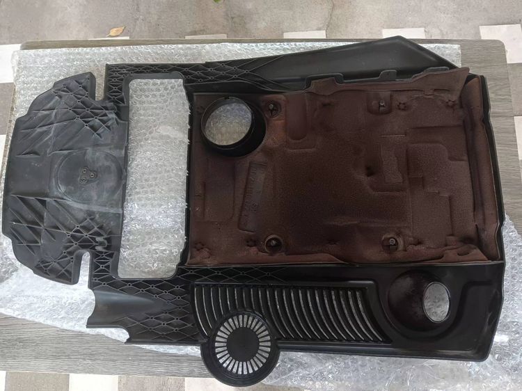 ฝาปิดบนเครื่องBenz เครื่อง M271 EVO ของแท้ สภาพสวย  Part no. A2710101267 ราคา 1,950 บ. ไม่รวมส่ง T.081-7545943 รูปที่ 2