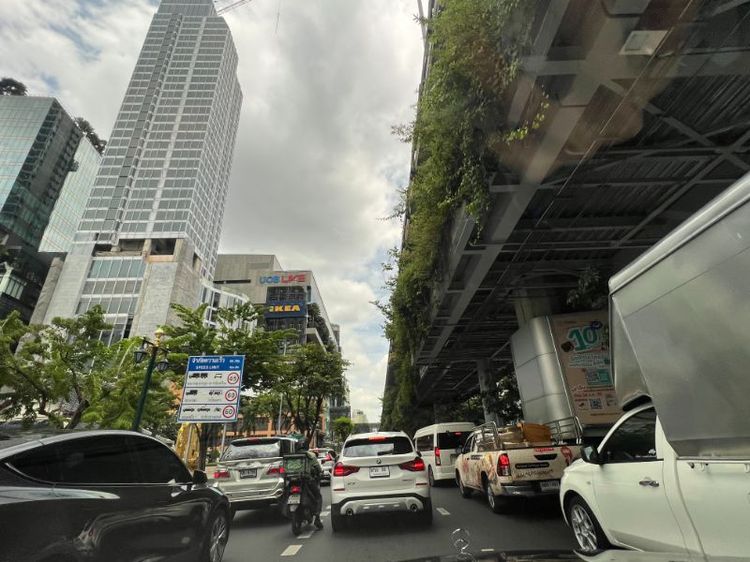 ขายที่ดินพร้อมสิ่งปลูกสร้าง สุขุมวิท 24 ใกล้รถไฟฟ้า 500 เมตร รูปที่ 3