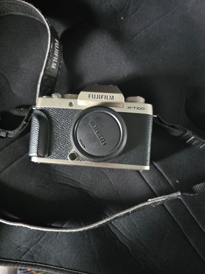Fujifilm กล้องมิลเลอร์เลส ไม่กันน้ำ Fuji XT100 (body)