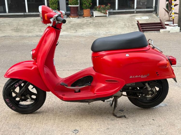 รุ่นอื่นๆ 2001 Honda giorcub 50cc 4 จังหวะ 4 เกียร คลัชเท้า แบตรี่ใหม่ รถสีเดิมทั่งคัน  เครื่องดี เพิ่งมาจาก japan
