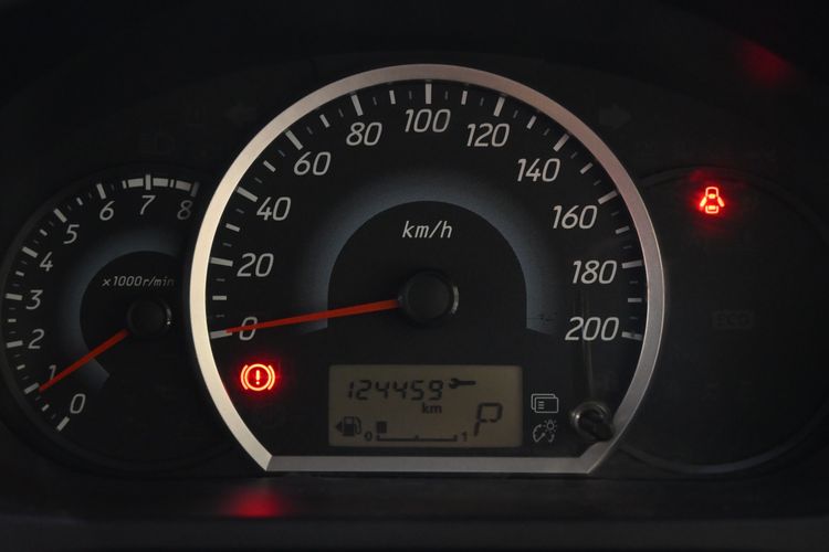 Mitsubishi Mirage 2012 1.2 GLS Sedan เบนซิน ไม่ติดแก๊ส เกียร์อัตโนมัติ เทา รูปที่ 4