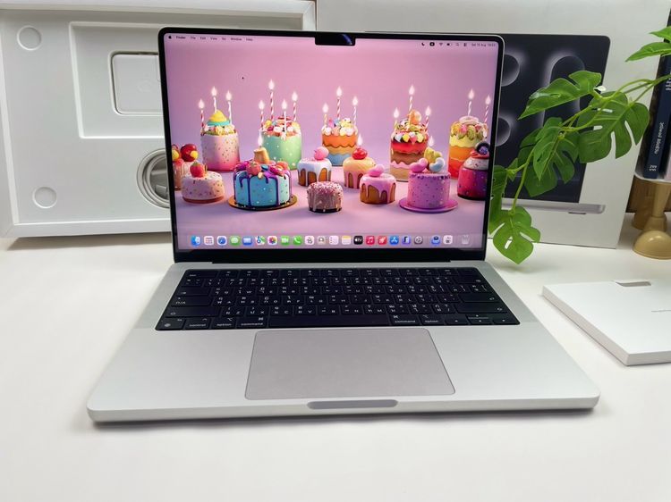 Apple Mackbook Pro 14 Inch แมค โอเอส 16 กิกะไบต์ อื่นๆ ใช่ MacBook Pro 14-inch M4  2024  Ram16GB SSD512GB Silver