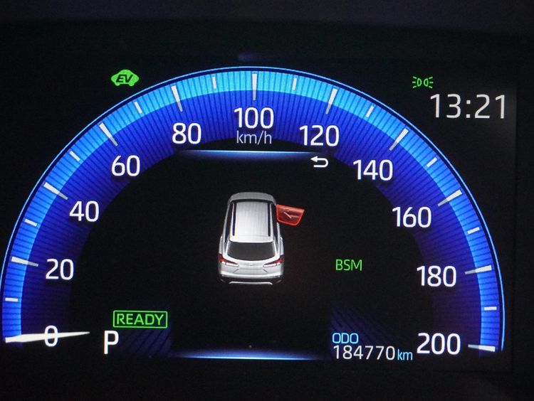 Toyota Corolla Cross 2021 1.8 Hybrid Premium Safety Sedan ไฮบริด ไม่ติดแก๊ส เกียร์อัตโนมัติ เทา รูปที่ 3