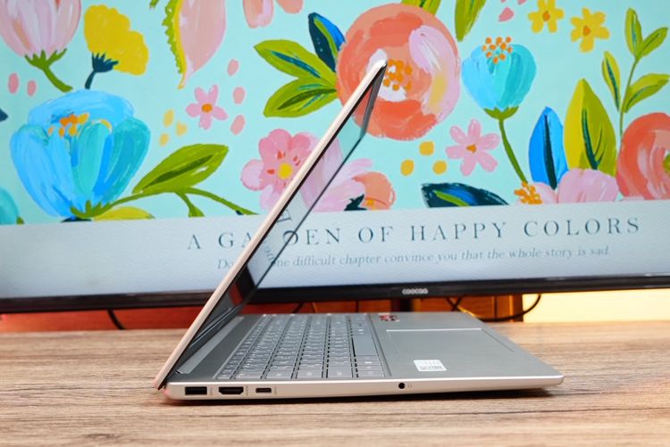 HP 15s Ryzen7-5825U Ram16 SSD512 จอ15.6 FHD IPS สเปคดี ทำงานเก่ง เครื่องบางเบา ครบกล่องพร้อมประกันศูนย์ เพียง 13,490.- รูปที่ 7