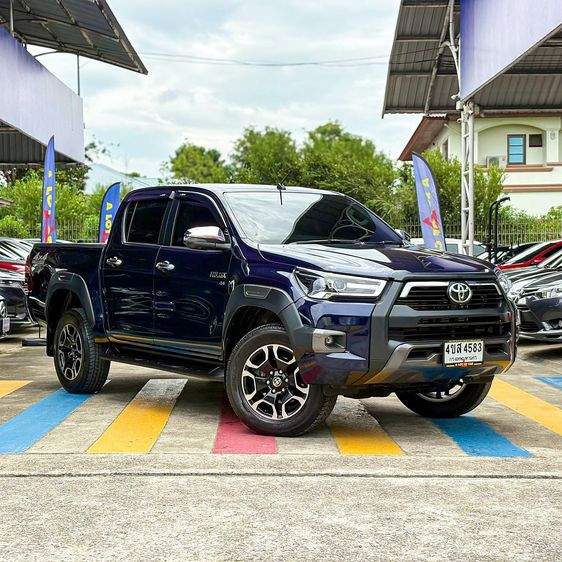 Toyota Hilux Revo 2023 Double Cab 2.8 High 4WD Pickup ดีเซล ไม่ติดแก๊ส เกียร์อัตโนมัติ น้ำเงิน
