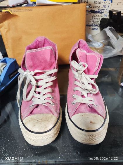 รองเท้าผ้าใบ ผ้า UK 7.5 | EU 41 1/3 | US 9 รองเท้า Converse แท้ รุ่นChuck Taylor All Star High(สีชมพู Pink Fuchsia) ผลิตในปี2014 ขนาด7.5"