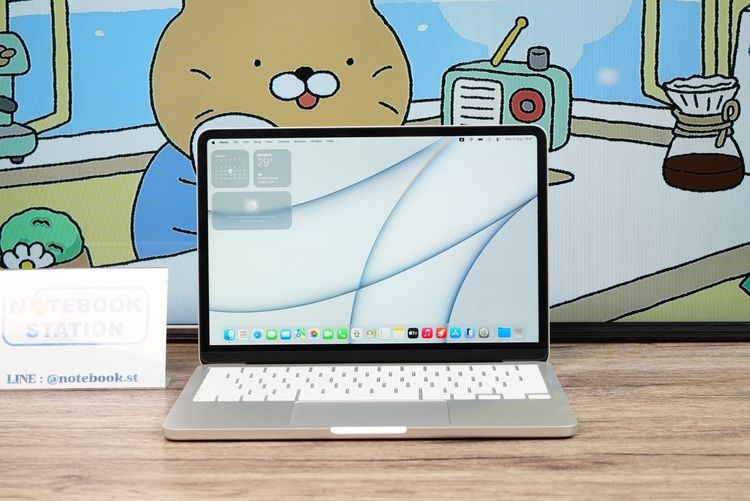 APPLE MacBook Neo (Silver) รุ่นใหม่ chip A18 Pro Ram8 SSD256 จอ13นิ้ว Liquid Retina รอบชาร์จ 9 ครั้ง รูปที่ 3
