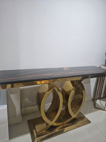 คอนโซล table