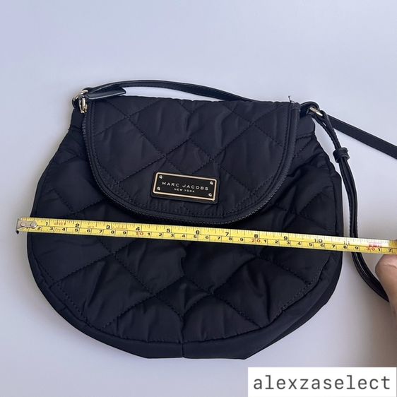 [Used] Marc Jacobs Quilted Nylon Crossbody Bag สีดำ รูปที่ 4