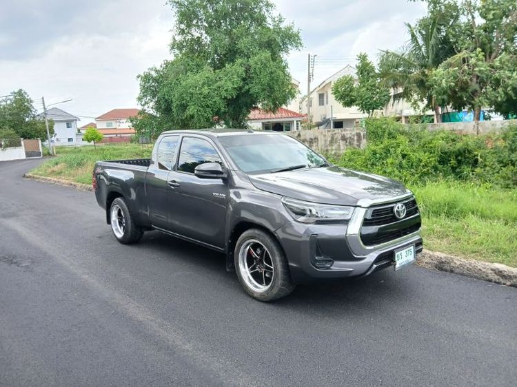 รถ Toyota Hilux Revo 2.4 Z Edition Entry สี เทา