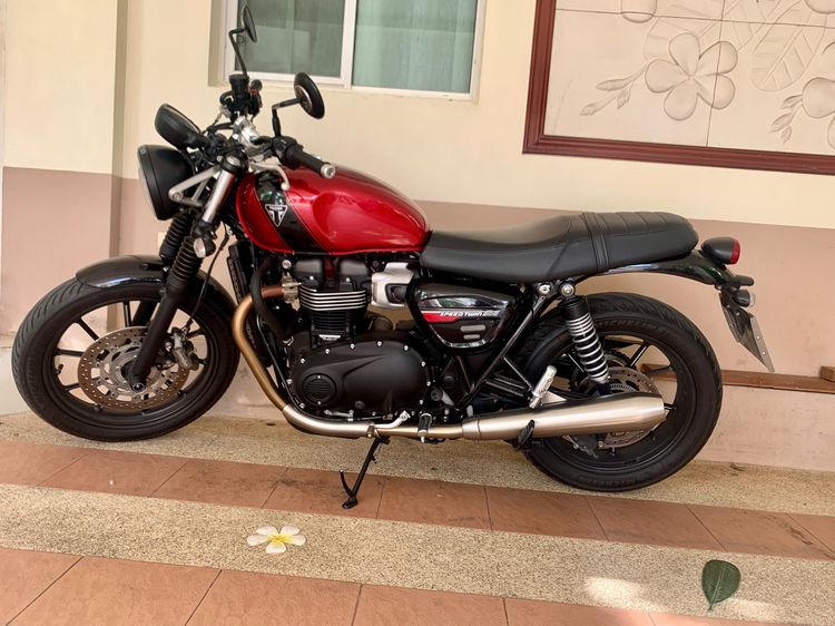Speed Twin 900 ปี 2025 สภาพป้ายแดง เลขไมล์ 8,123
