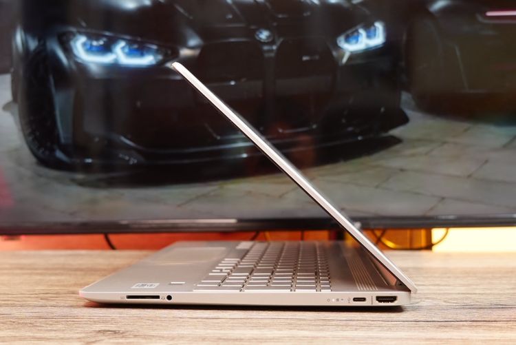 HP 15s i3-1005G1 Ram4 SSD256+16GB จอ15.6 Full HD  รูปที่ 6