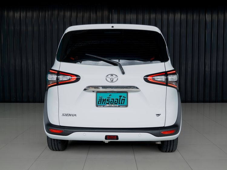 Toyota Sienta 2020 1.5 V Utility-car เบนซิน ไม่ติดแก๊ส เกียร์อัตโนมัติ ขาว รูปที่ 3