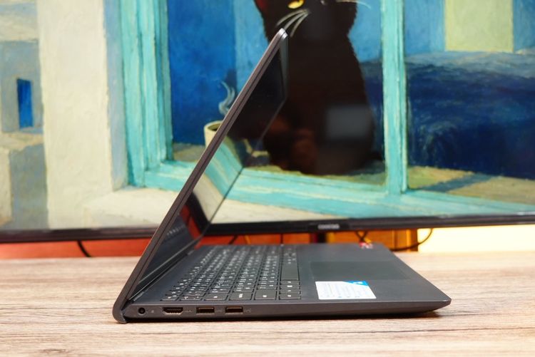 Dell inspiron 3515 Ryzen3-3250U Ram8 SSD256 จอ15.6 FHD รูปที่ 7