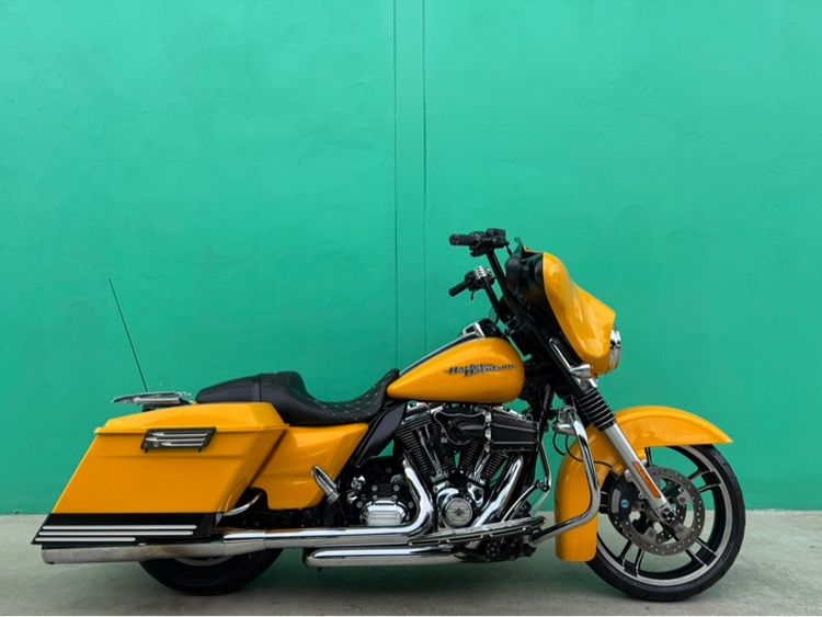 Harley-Davidson Street Glide สีเหลือง ปี 2013 กุญแจชิพ มีABS เครื่อง 103 cu