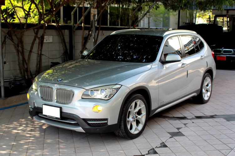 BMW X1 2014 2.0 sDrive20d xLine Utility-car ดีเซล ไม่ติดแก๊ส เกียร์อัตโนมัติ บรอนซ์เงิน รูปที่ 3
