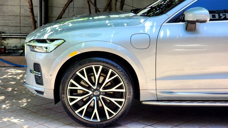 Volvo XC60 2022 2.0 RechargeT8 Inscription AWD Utility-car ปลั๊กอินไฮบริด (PHEV) ไม่ติดแก๊ส เกียร์อัตโนมัติ บรอนซ์เงิน รูปที่ 4
