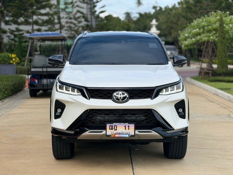 Toyota Fortuner 2024 2.4 Legender Utility-car ดีเซล ไม่ติดแก๊ส เกียร์อัตโนมัติ ขาว รูปที่ 3