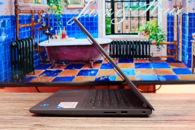 DELL Inspiron 3501 i3-1125G4 Ram4 ssd512 จอ15.6 Full HD รูปที่ 6