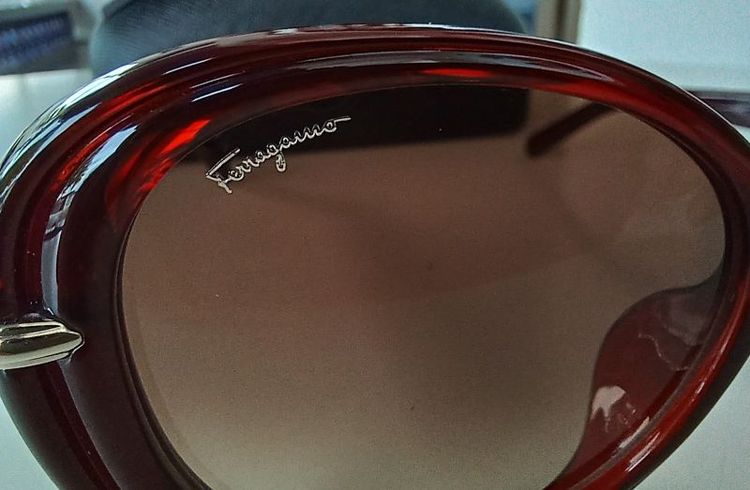 แว่นกันแดด แบรนด์ Salvatore Ferragamo รูปที่ 10