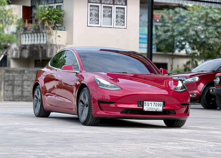 รถ Tesla Model-3 Standard Plus สี แดง