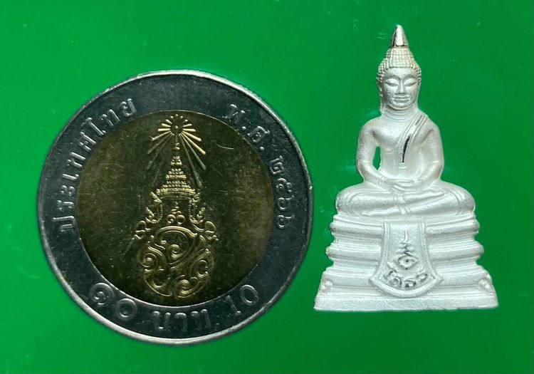 พิมพ์ลอยองค์ เนื้อเงิน หลวงพ่อโสธร รุ่นสร้างโรงพยาบาล ปี 2561 รูปที่ 3