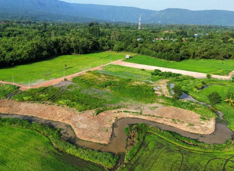 ที่ดินวิวเขาใหญ่ โฉนดครุฑแดง ไกล้สถานีตำรวจ รีสอร์ทนาวินโฮม