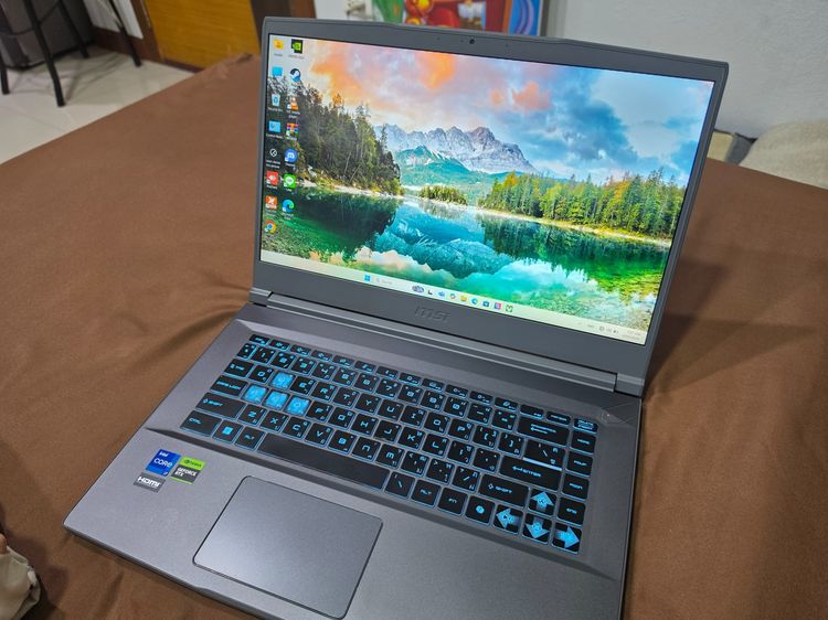 MSI Thin15 B13UC-2415TH