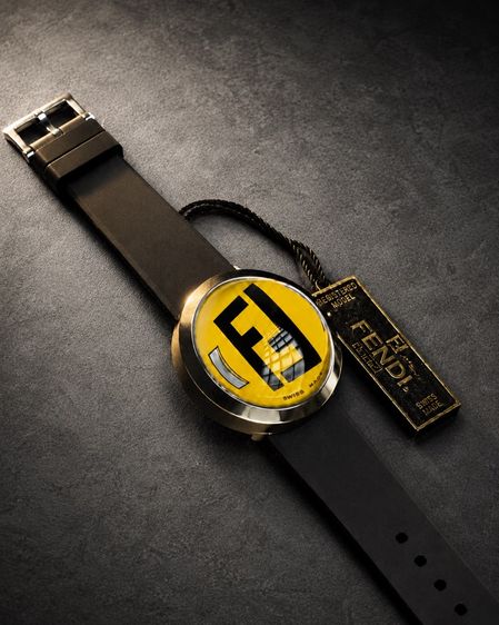 ✨ FENDI Bussola Bubble Vintage ✨รุ่น 8010G • Swiss Made 🇨🇭 รูปที่ 7