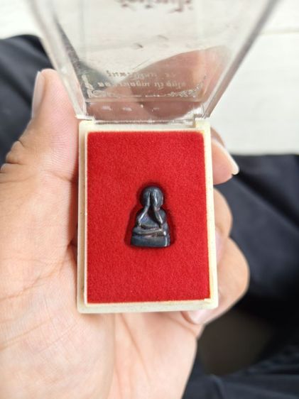 พระปิดตาหลวงพ่อคูณ รุ่นพรปีใหม่ 37 เนื้อเงิน รูปที่ 10