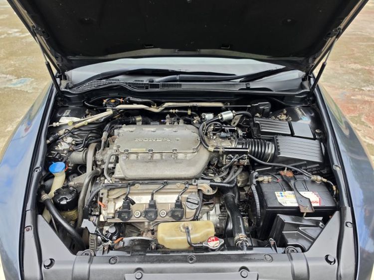Honda Accord 2004 3.0 V6 i-VTEC Sedan เบนซิน LPG เกียร์อัตโนมัติ เทา รูปที่ 4