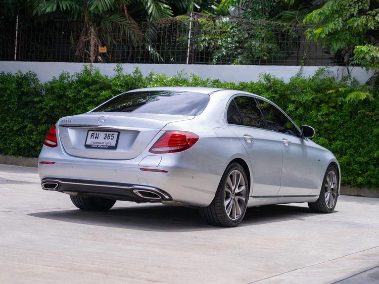 Mercedes-Benz E-Class 2018 E350e Sedan ปลั๊กอินไฮบริด (PHEV) ไม่ติดแก๊ส เกียร์อัตโนมัติ เทา รูปที่ 4