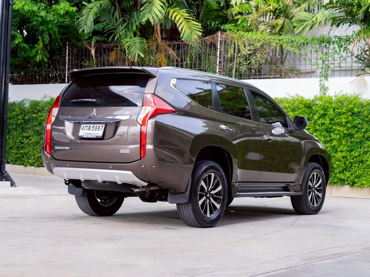 Mitsubishi Pajero Sport 2015 2.4 GT Premium 4WD Utility-car ดีเซล ไม่ติดแก๊ส เกียร์อัตโนมัติ น้ำตาล รูปที่ 4