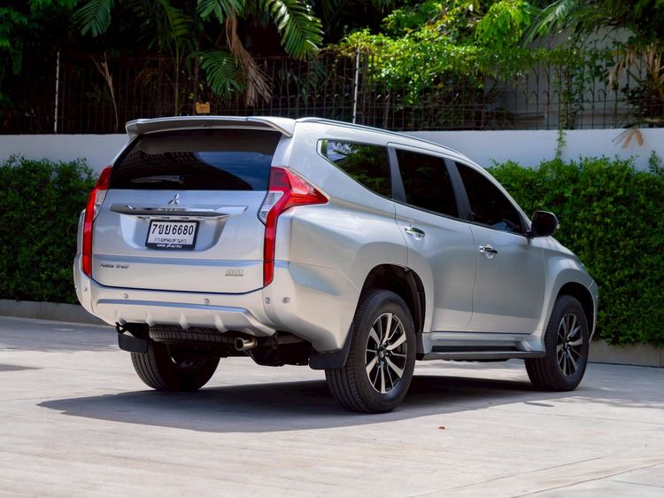 Mitsubishi Pajero Sport 2016 2.4 GT Premium 4WD Utility-car ดีเซล ไม่ติดแก๊ส เกียร์อัตโนมัติ บรอนซ์เงิน รูปที่ 4