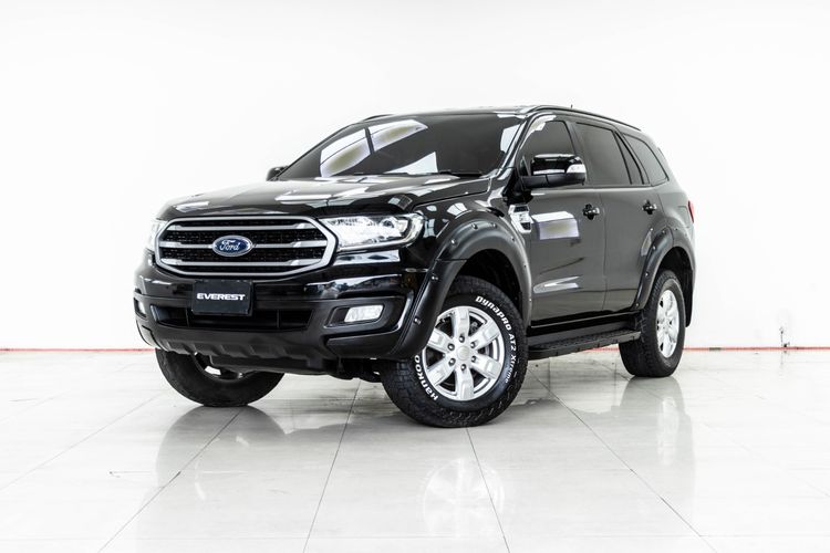 รถ Ford Everest 2.0 Turbo Trend สี ดำ