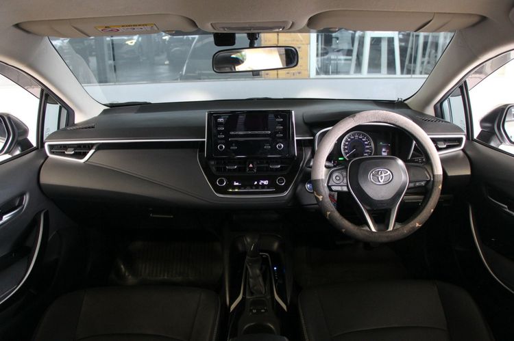 Toyota Altis 2020 1.8 Hybrid Entry Sedan ไฮบริด เกียร์อัตโนมัติ บรอนซ์เงิน รูปที่ 3
