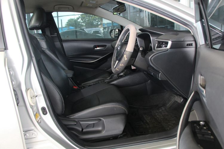 Toyota Altis 2020 1.8 Hybrid Entry Sedan ไฮบริด เกียร์อัตโนมัติ บรอนซ์เงิน รูปที่ 4