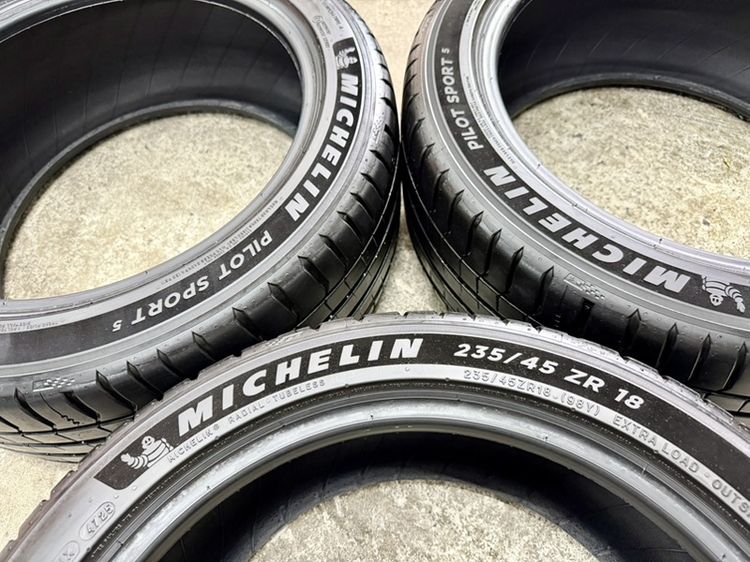 ยางขอบ 18” ยี่ห้อ MICHELIN รุ่น PILOT SPORT 5 ขนาด 235-45R18 ปลายปี 25 พื้นปี 26 ดอกสวยจัด ไม่มีปะ น้องๆป้ายแดง รับประกัน รูปที่ 2